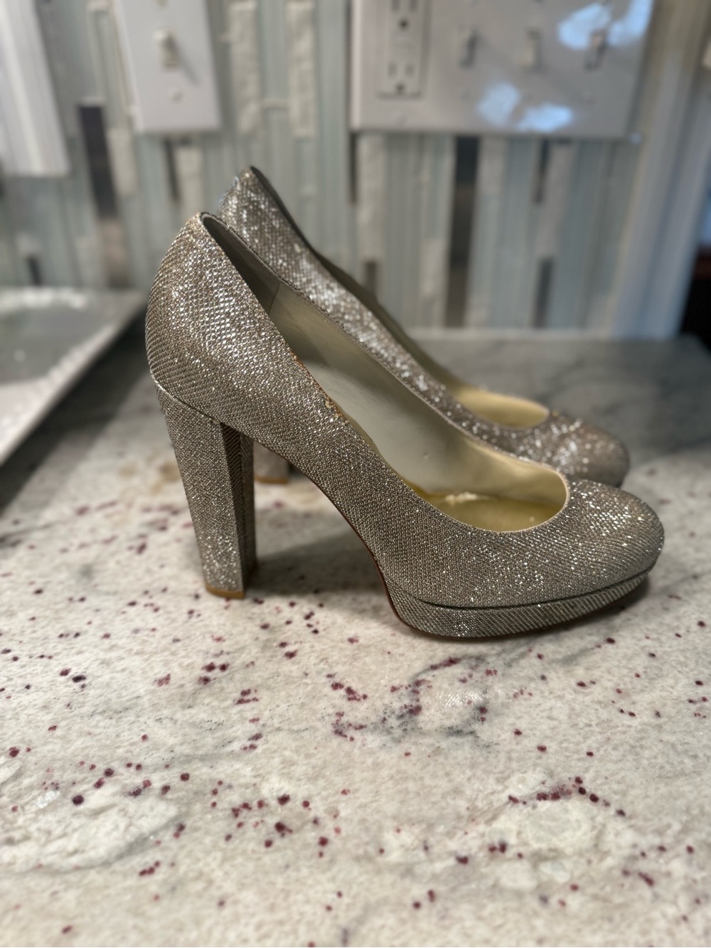 Stuart Weitzman women’s Gold Glitter Platform Pump